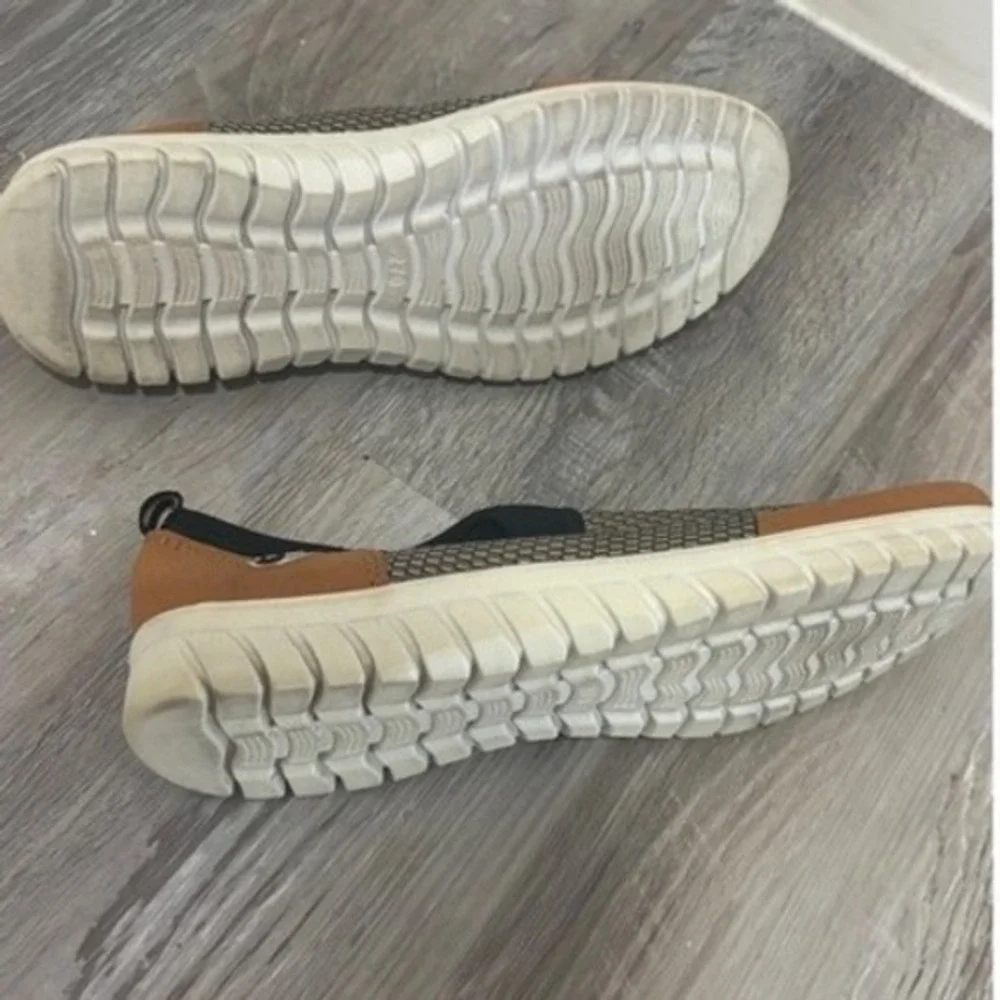 BuRuiJing Mens Slip On Mesh Sneakers Tan Brown Black Casual Walking Shoes‎ 270